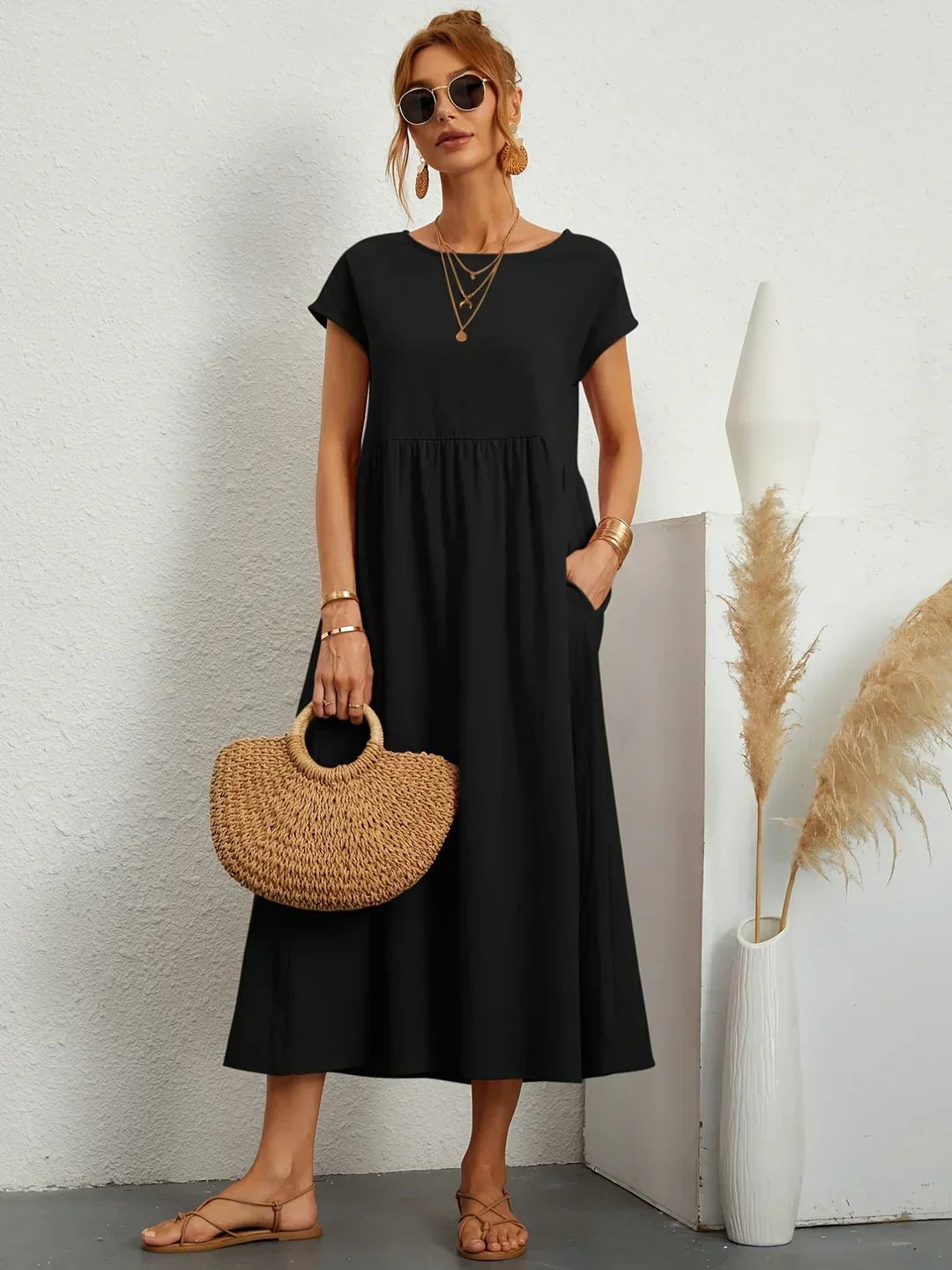 Lucyna - Midi sukienka w płynnej elegancji ponadczasowej