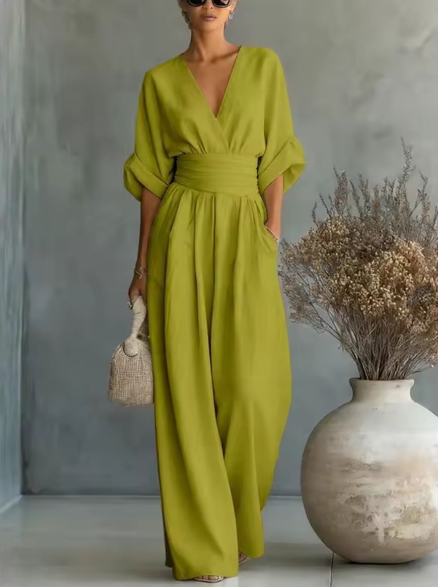 Apolonia - Kombinezon, w którym poczujesz się komfortowo i elegancko w swoim dniu.