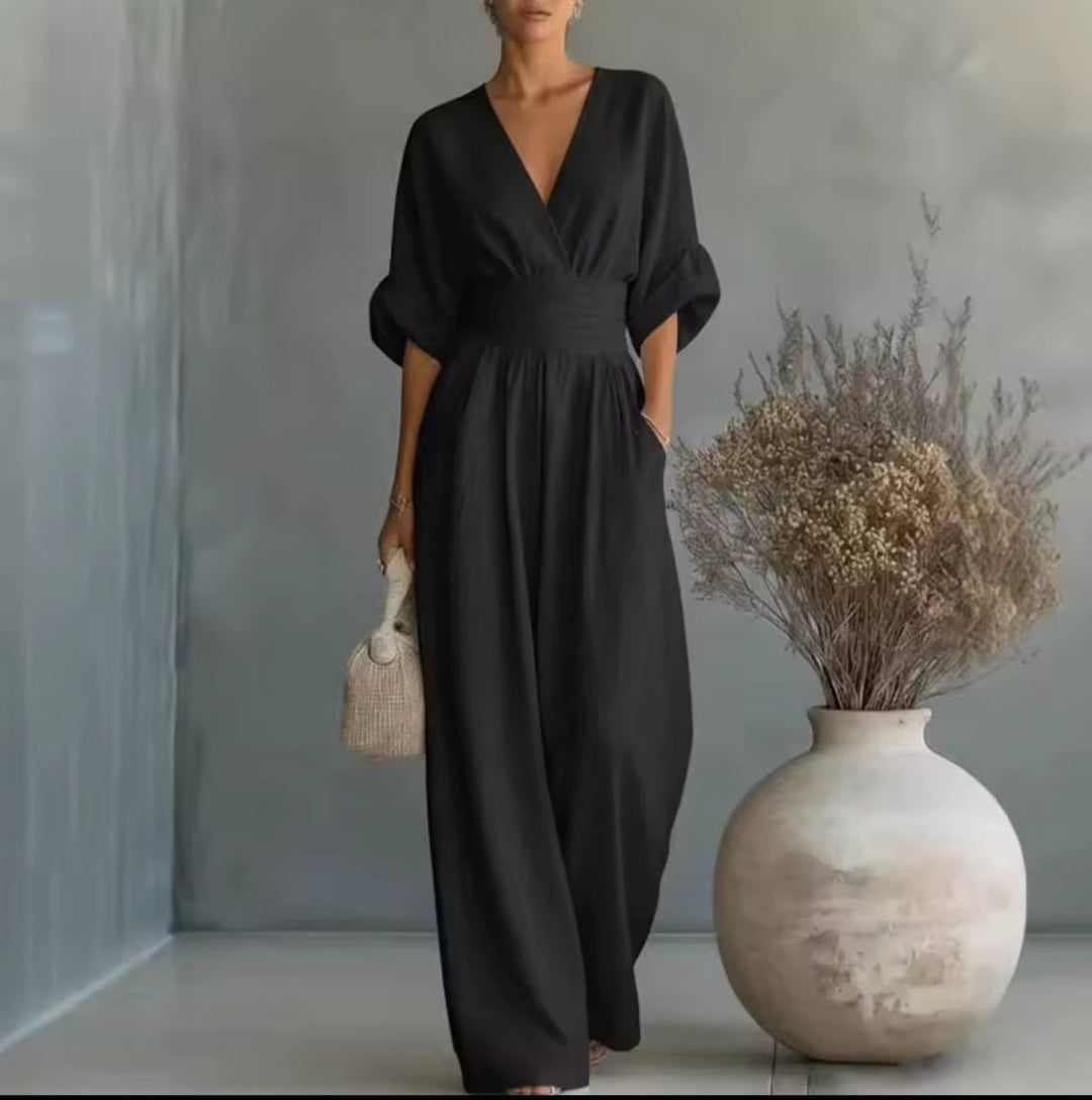 Apolonia - Kombinezon, w którym poczujesz się komfortowo i elegancko w swoim dniu.