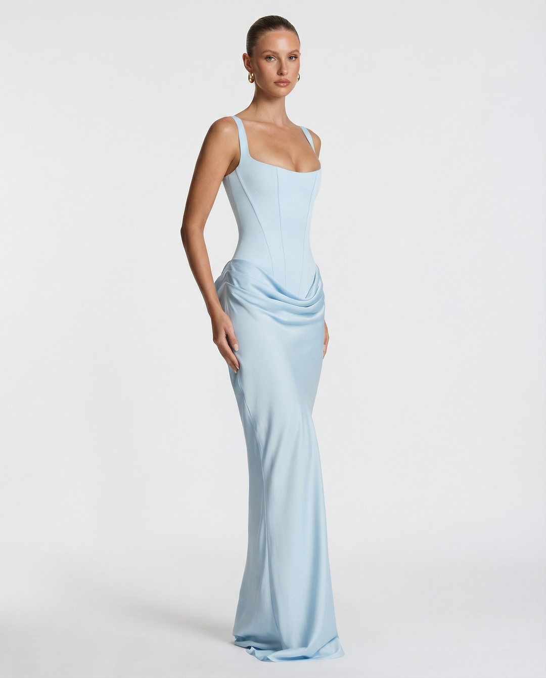 Aneta - Maxi w kształcie klepsydry
